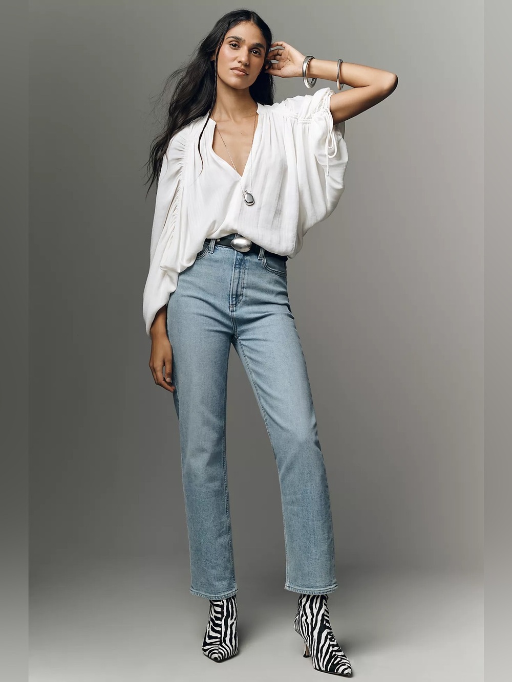 NWT PAIGE Stevie High-Rise Straight-Leg Jeans in Lisbon Light Size 27